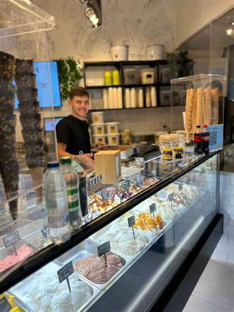 holy madre alicante|Holy Madre Heladería argentina (@holymadregelateria).